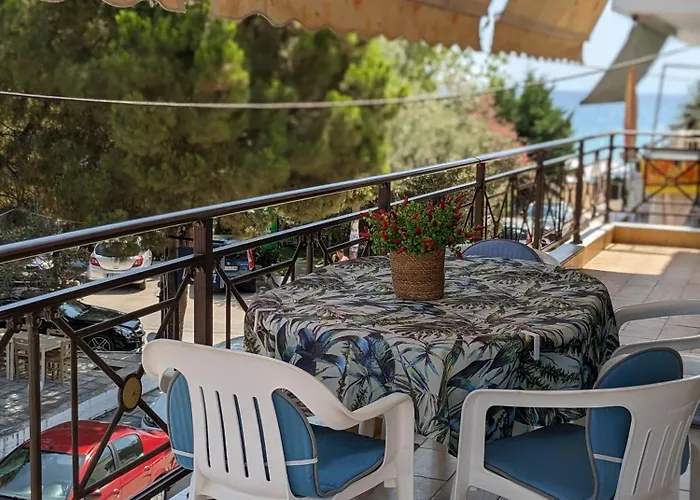 Apartment Rustic By The Sea *